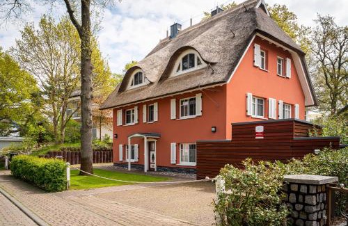 Ostseebad Ahrenshoop Apartment | Ferienwohnung Haus Strandeiche 02