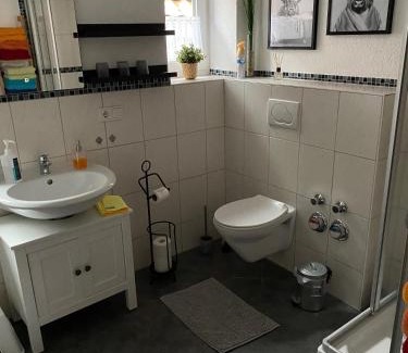 Bad Zwesten Apartment | Ferienwohnung "Im alten Pfarrhaus"