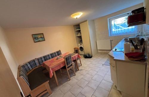 Steglitz Apartment | Ferienwohnung im Grünen