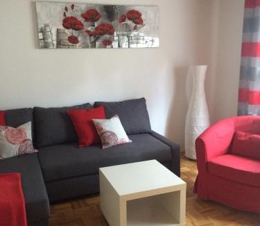 Illschwang Apartment | Ferienwohnung Im Grünen