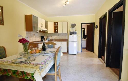 Đuba Apartment | Ferienwohnung in Đuba mit Garten, Terrasse und Grill