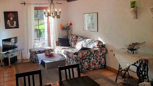 Horben Apartment | Ferienwohnung in Horben mit Großem Garten
