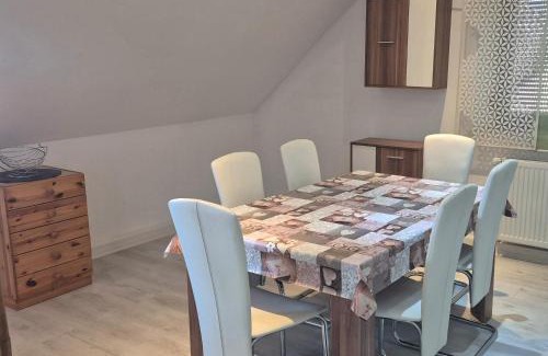 Augsfeld Apartment | Ferienwohnung Jasmin