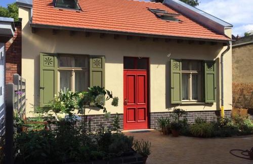 Babelsberg Sud Apartment | Ferienwohnung Kamp `Himmelsblick` mit Schlafgalerie
