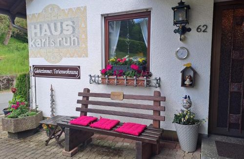 Warmensteinach Apartment | Ferienwohnung Karlsruh