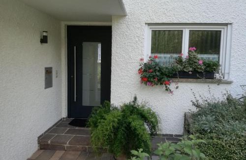 Tengen Apartment | Ferienwohnung Leute