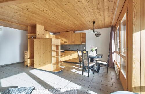 Hohfluh Apartment | Ferienwohnung Leuweli