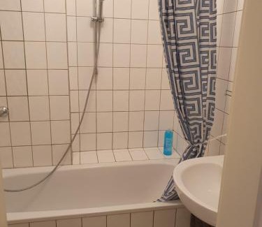 Schiefbahn Apartment | Ferienwohnung Linden