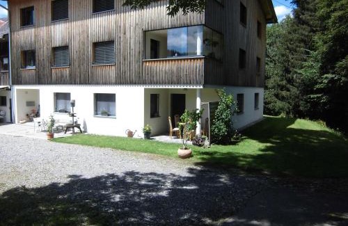 Grossdorf Apartment | Ferienwohnung Maari