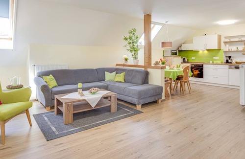Burglengenfeld Apartment | Ferienwohnung mit direktem Blick auf die Naab und kostenfreier WLAN-Nutzung