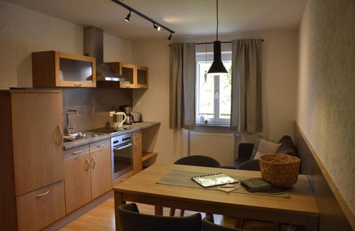 Bohmzwiesel Apartment | Ferienwohnung mit Balkon (ca. 50m2) auf Erlebnisbauernhof
