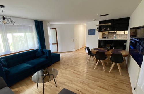 Metzingen Apartment | Ferienwohnung mit Terrasse