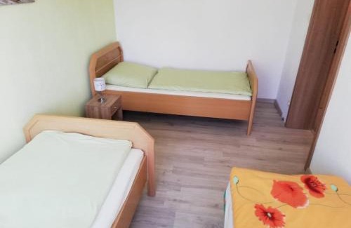 Bretnig-Hauswalde Apartment | Ferienwohnung, Monteurwohnung