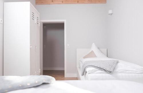 Elmstein Apartment | Ferienwohnung Otto-Dill-Halle