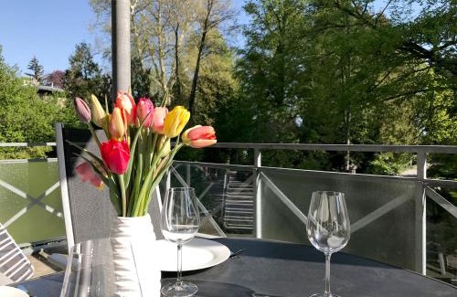 Bad Schachen Apartment | Ferienwohnung Seeglück- hochwertige Wohnung im Villenviertel mit Südbalkon