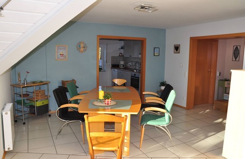 Mutzenich Apartment | "Ferienwohnung Sommerblick" - cozy apartment with balcony