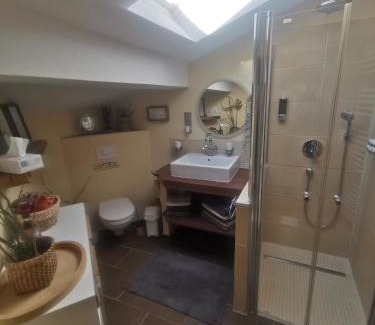 Uchtelfangen Apartment | Ferienwohnung Uchtelfangen