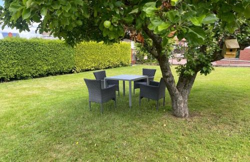 Bueckeburg Apartment | Ferienwohnung Waldblick Bückeburg