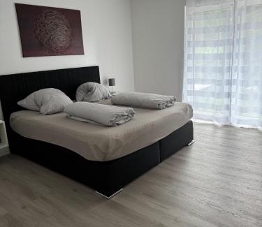 Hatten Apartment | Ferienwohnung: Waldblick
