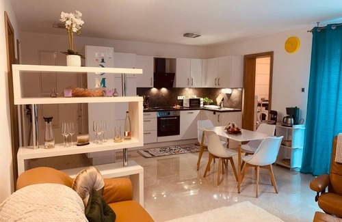Grossheppach Apartment | Ferienwohnung- Weinstadt UG