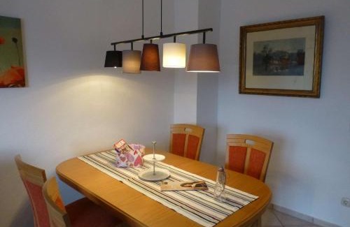 Resse Apartment | Ferienwohnung 'zimmer Frei'