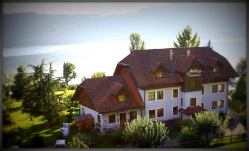 Millstatt Apartment | Ferienwohnungen Fischerhaus - direkt am See