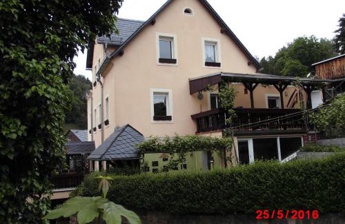Prossen Apartment | Ferienwohnungen "Gründelrast"