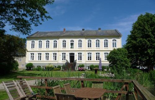 Steinberg House | Ferienwohnungen Gut Oestergaard
