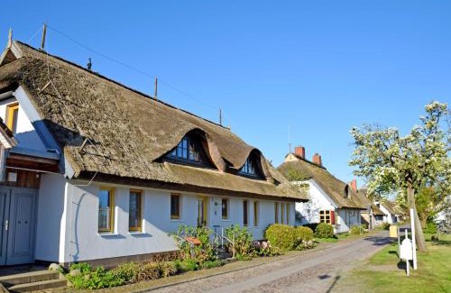 Lancken-Granitz House | Ferienwohnungen im Fischerdorf und