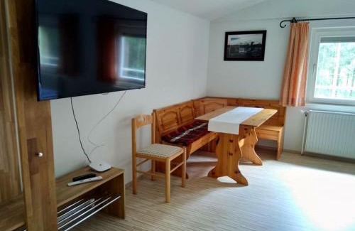 Gmund District Apartment | Ferienwohnungen Susanna Haubner