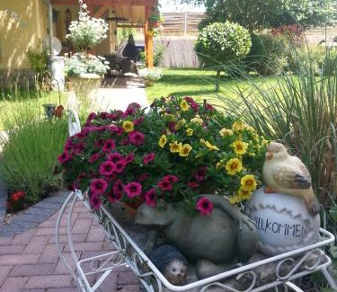 Boehlen House | Ferienzimmer Familie Schmidt