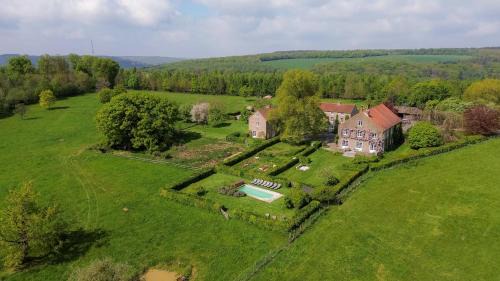 Yvoir House | Ferme de l'Airbois - Gite des Ecuries 12pers