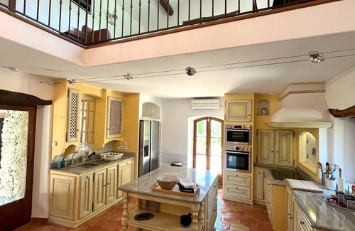 Seguret House | Ferme St Joseph