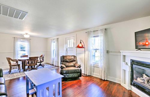 Ferndale House | Ferndale Cottage on Private 20 Acre Farm!
