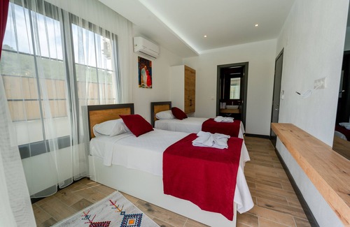 Seydikemer Villa | FETHİYE SEYDİKEMERDE 2+1 JAKUZİLİ, ÖZEL HAVUZ VE BAHÇELİ VİLLA