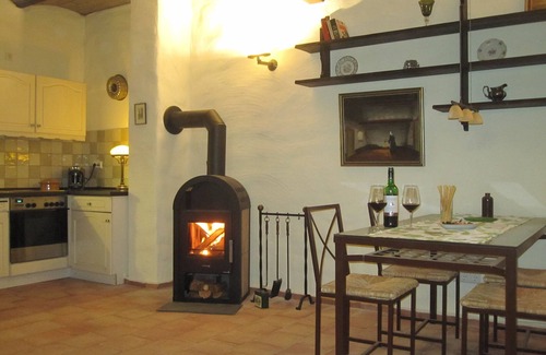 Luhnstedt Apartment | Feuerstelle- nostalgic style, with a lot of space