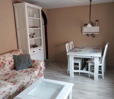 Schwalenberg Apartment | Fewo Froschkönig