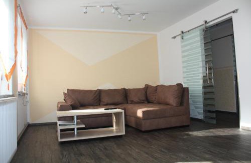 Ehrenfriedersdorf Apartment | FEWO Loos