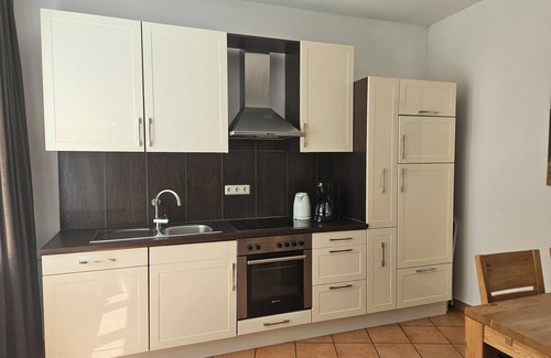 Suelz Apartment | FeWo123, Sawasdee-Cologne