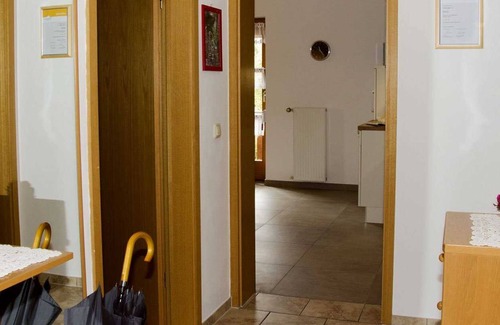 Bernheck Apartment | FeWo3 Red windflower - Ferienhaus Maul