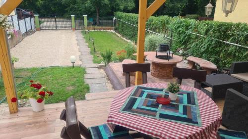 Gyoparosfuerdo Apartment | FIÓNA KUNYHÓJA APARTMANHÁZ