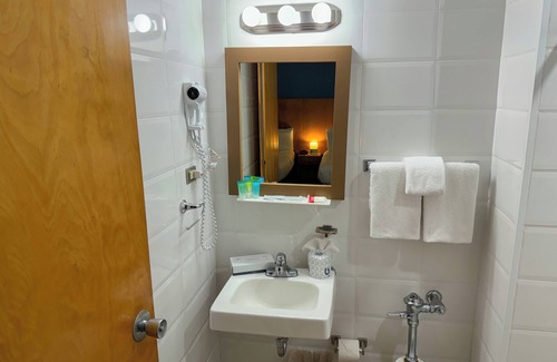 Gobernador Pinero Hotel | Ficus Hotel