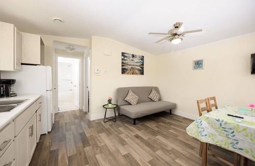 Brackley Beach Ski Chalet | Fiddlers Green Country Cottages