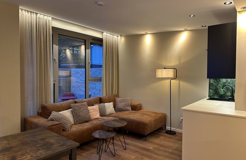 Nuertingen Hotel | FIDSCHIS Apartment + Hotel
