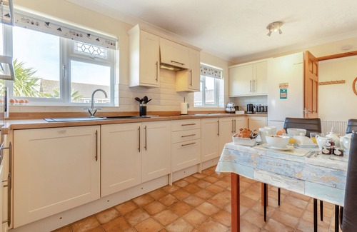 Walcott House | Field Horizon - Three Bedroom House, Sleeps 6