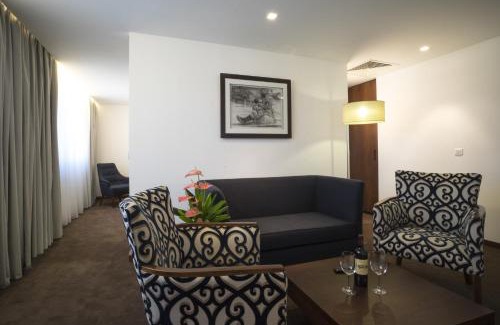 Cantonments Hotel | Fiesta Residences Boutique Hotel and Serviced Apartments.