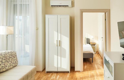 Novi Sad Apartment | FilinHome Papa 6