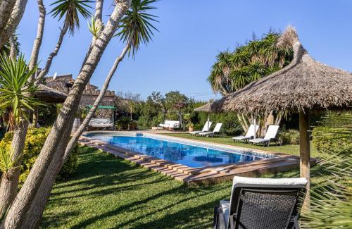 Son Macia House | Finca Can Suave by Rentallorca