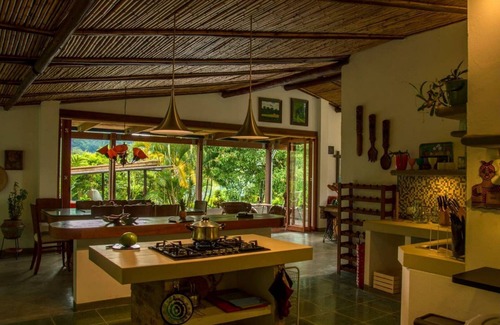La Vega House | FINCA QUEBRADAHONDA Live it in natural green!