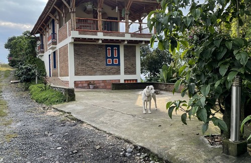 Filandia Cottage | Finca Vacacional a las Afueras de Filandia